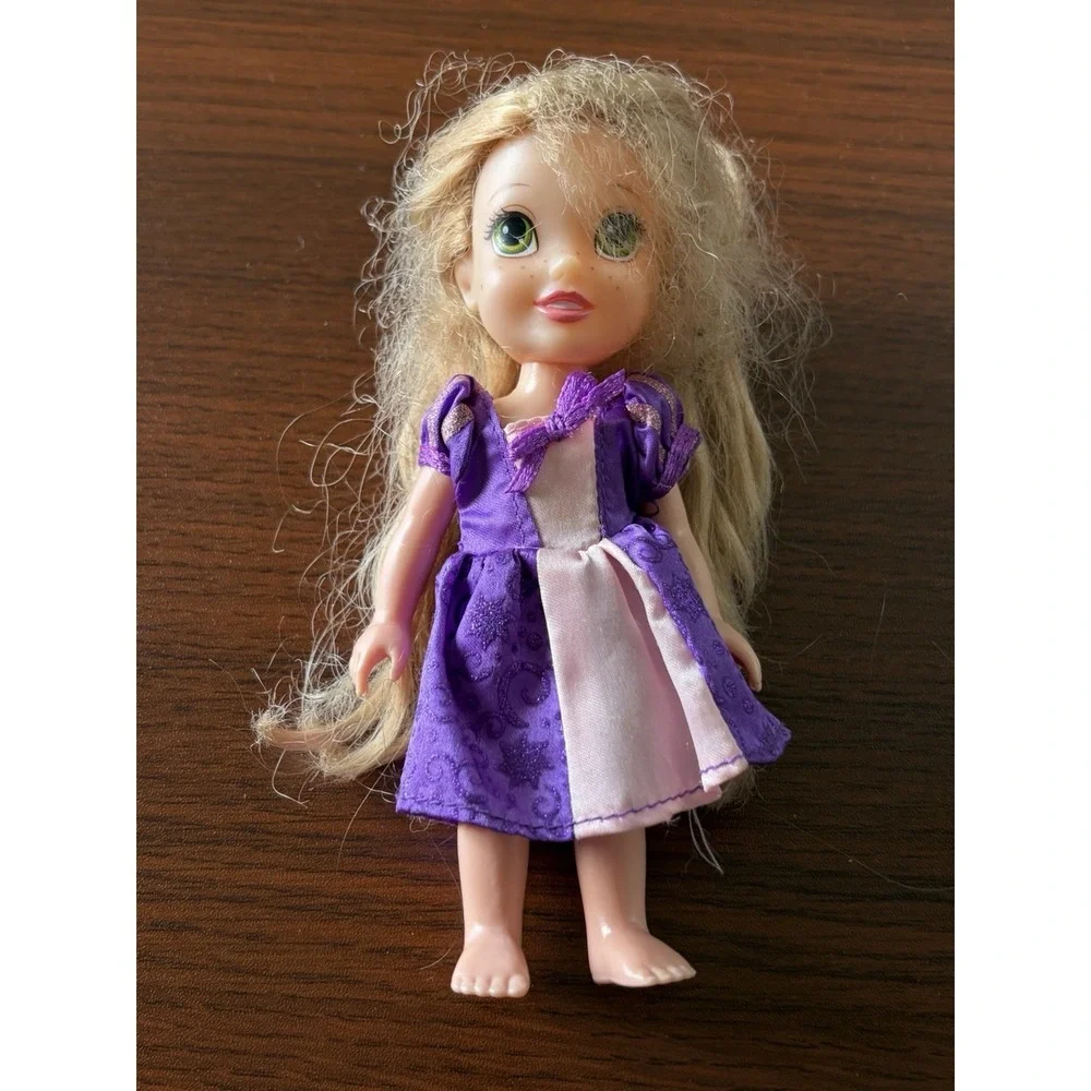 Disney Petite 6 Inch Princess Rapunzel Kids Toy Doll with Pink And Purple Dress